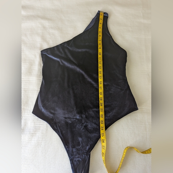 Fabletics Gigi velour bodysuit Blue Size 2XL. - Picture 5 of 7